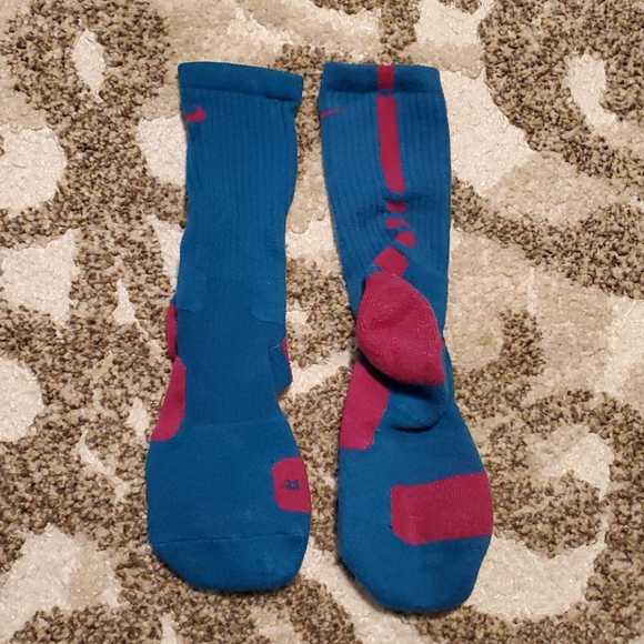 pink nike elite socks